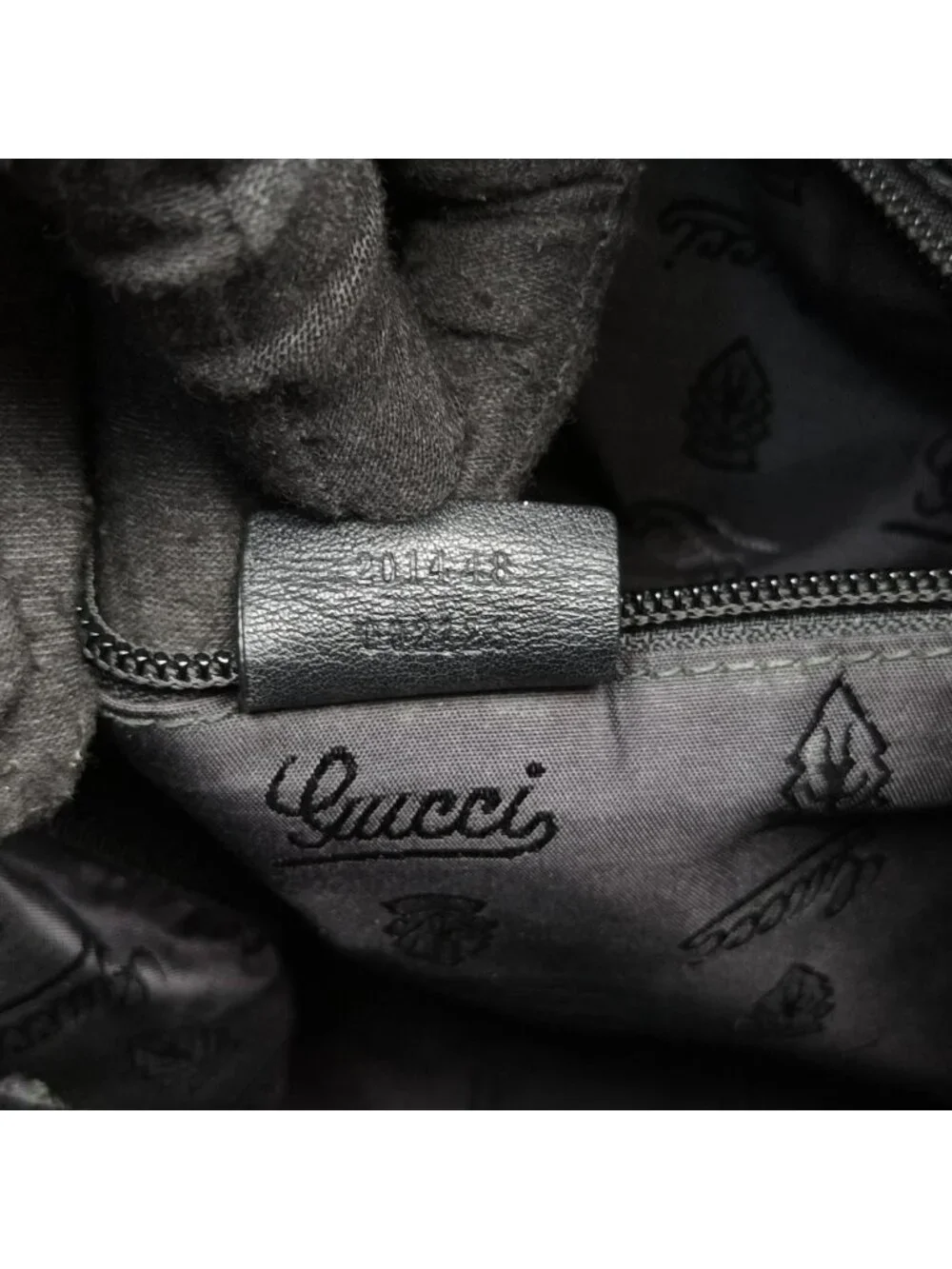 Gucci GG Supreme Messenger Black Leather